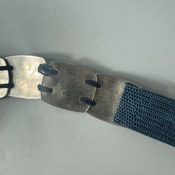 Suzi Roher Canada Blue Leather Silver-tone Metal Stretch Belt, Size Small - Picture 11 of 12